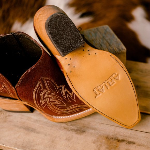 NWT Ariat Jolene Snip-Toe Ankle Boot [Sedona] 7.5 - Picture 11 of 12